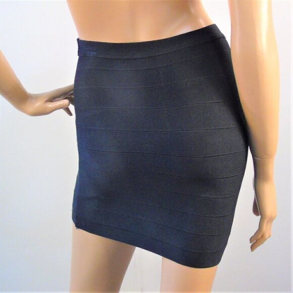 Guess Los Angeles Black Bandage Mini Skirt - Picture 3 of 7